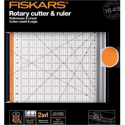 Fiskars - Rotary Cutter & Ruler Combo