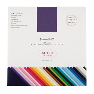 Einfarbiger Cardstock mit 75 Blatt in verschiedenen Farben